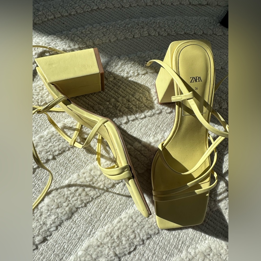 Zara yellow sandal. Size 6. 2 1/2 in heels.